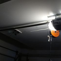Liftmaster 2 Lights Garage Door Opener  1/2 HP For an 8ft. Door Plus  Outside Opener