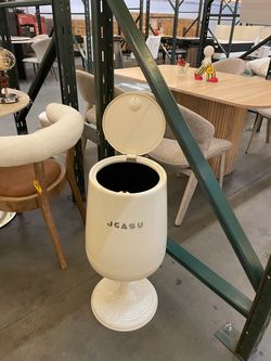 JGASU White Pedestal Trash Can with Lid