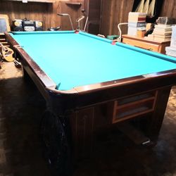 Brunswick Monarch Pool Table