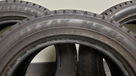 Blizzak 205/55R16 Snow tires, almost brand new