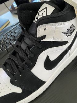 Air Jordan 1 Mid- Diamond  Size 10- Deadstock