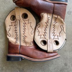 Kids Boots Size 1