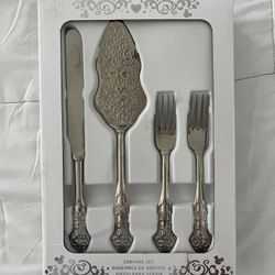 Disney Cake Cutting Set 