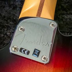 Fender Thinline Telecaster  Deluxe Semi Hollow Body Electric Guitar 6 String Tele With Hard Shell Case 3 tone Sunburst