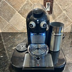 Nespresso Gran Maestria D520 (Black)