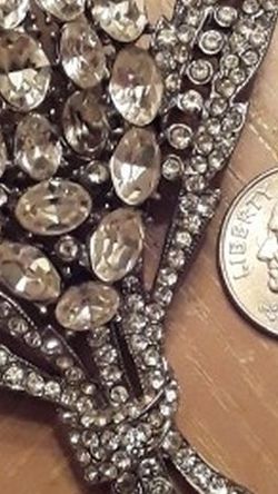 Large Silvertone Rhinestone Broach. Vintage