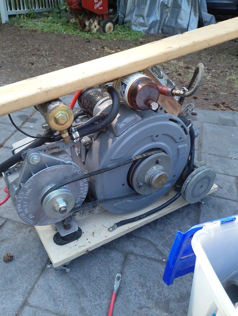 309cc Kubota single, water cooled, diesel generator.