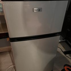 Mini Refrigerator 