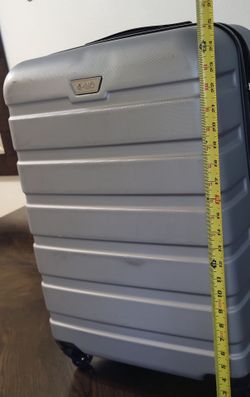 Suitcase /Luggage for 30-35 pounds