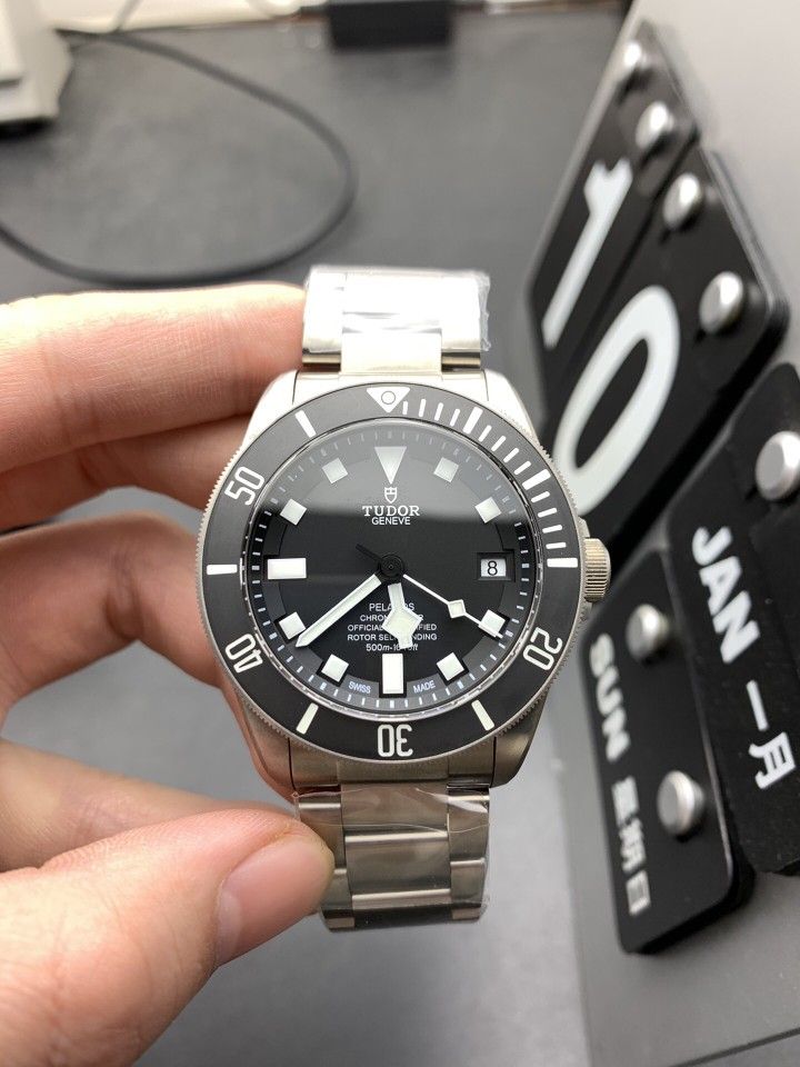 Men's TUDOR Pelagos Watches