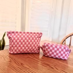 $8 - New 2Pcs Makeup Bag Pink Checkered Cosmetic Bag Set.  Please pickup in the area of 36th Ave and Pinnacle peak within 24hours of take greatly appr