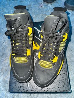 Jordan 4s