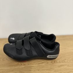 🚴‍♂️ BULK SALE – 100x Lightly Used Specialized Cycling Shoes – $4,500 for All 