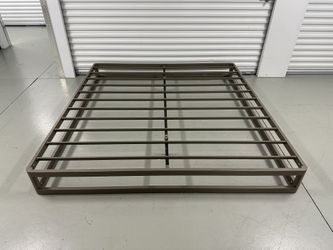King Size Heavy-Duty Steel Bed Foundation / Box Spring