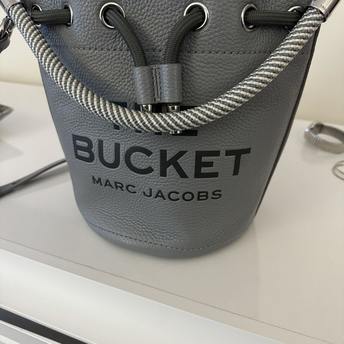 Marc Jacob’s Bucket Bag Grey