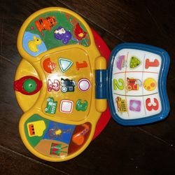 Baby activity toy with numbers and sounds