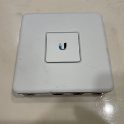 Ubiquiti UniFi Security Gateway USG