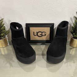 NEW: UGG Women’s Classic Mini Platform Size: 11