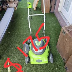 Lawm Mower Greenworks. Electric. Brand New 