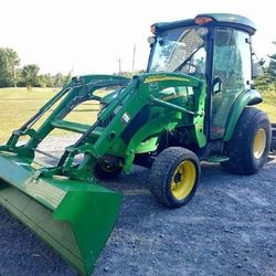 John Deere 3720