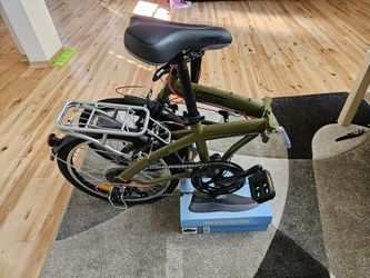 Citizen Folding Bike. Electric Keyboard, Pittsburgh Low Profile Jack, Bike (With Helmet)