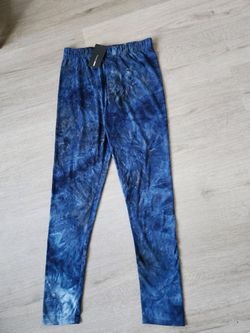 Fashion Nova Leggings (NEW)