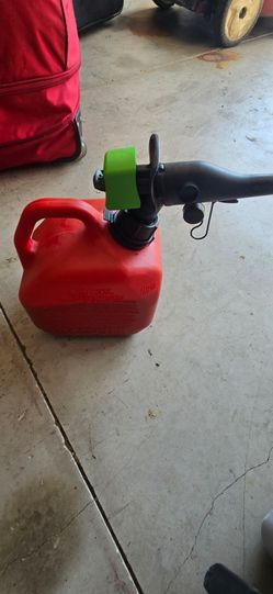 2 Gasoline cans
