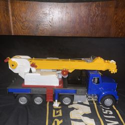 Driven Jumbo Large Crane Truck Toy Kids Used Pre Owned Vehicle Good Condition 