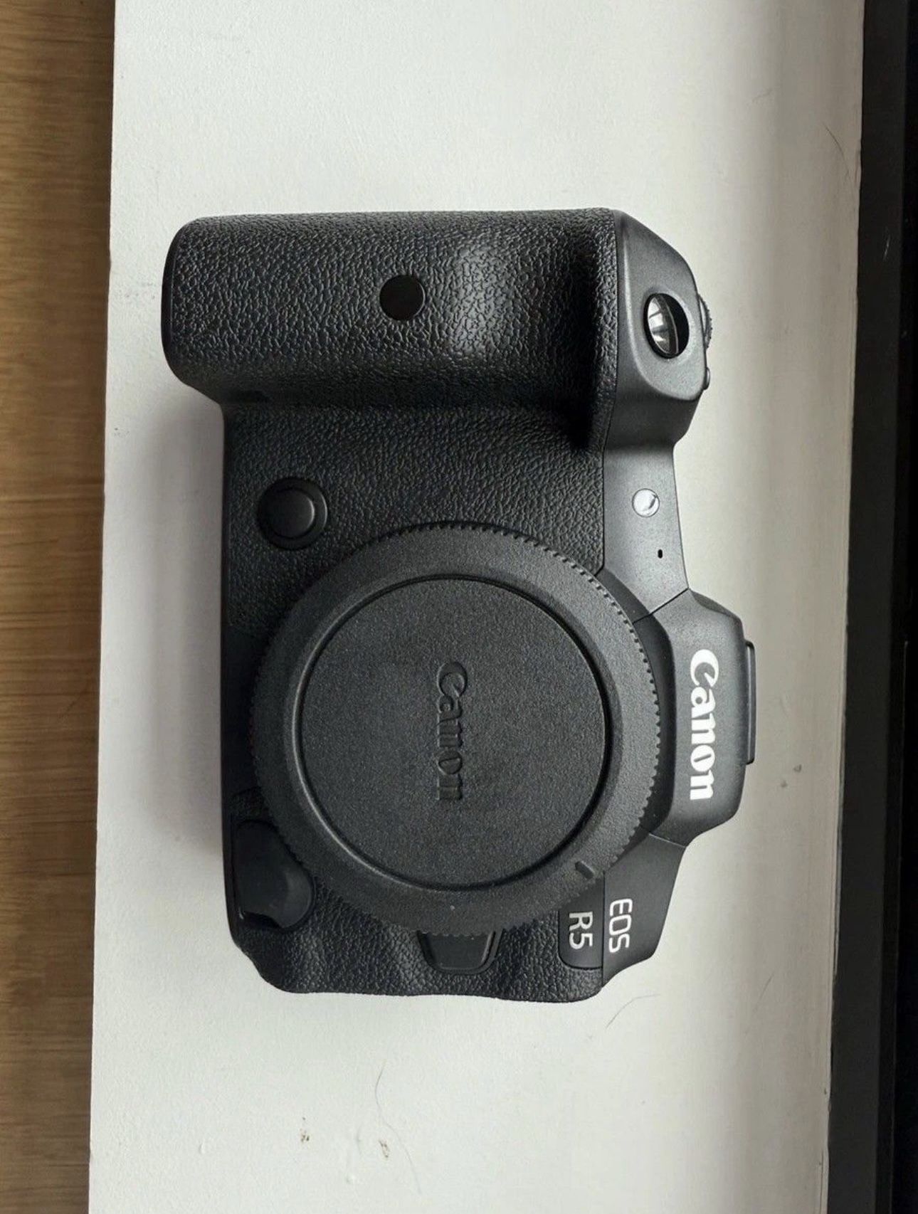 Canon R5 Mint Condition
