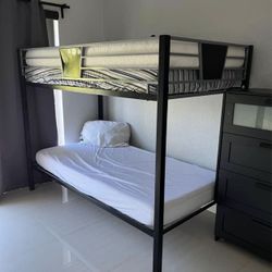 Bunk Bed 