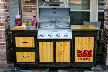 Modular Outdoor Kitchen