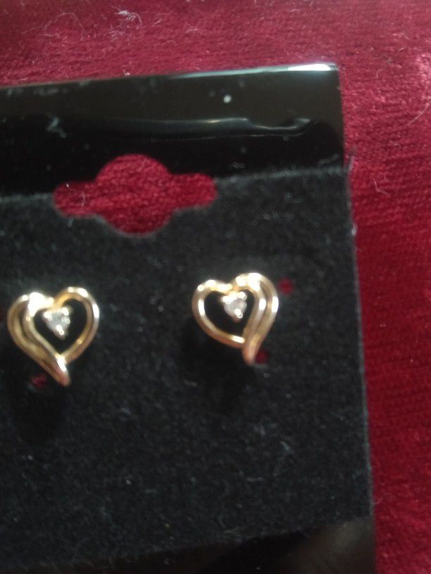 14k Gold Hearts With Diamond Earrings 