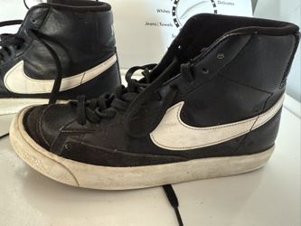 Nike Blazers 6.5 Y