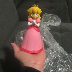 New Princess Peach ! Super Mario