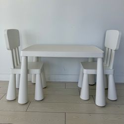 Kids White Table & 2 Chairs Set – Modern & Sturdy