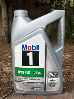 Mobil 1 hybrid 0w20 full synthetic oil