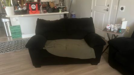 Black couch and loveseat Cash only