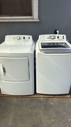 Washer dryer Insignia whirlpool