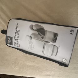 Women’s Boxing Gloves