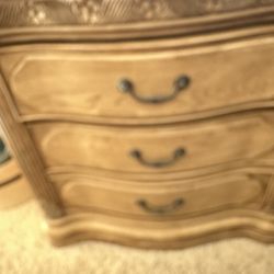 Cal King Bedroom Set
