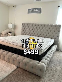 New queen bed with mattress