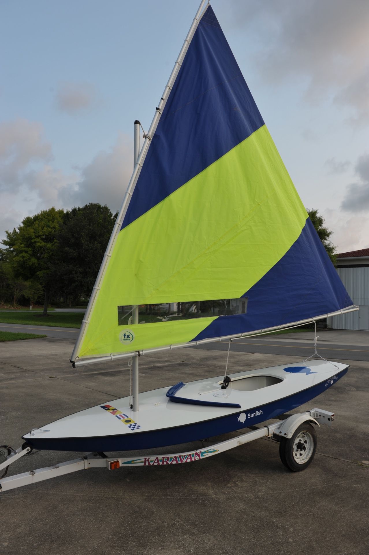 Sunfish Sailboat, MINT CONDITION, with Trailer