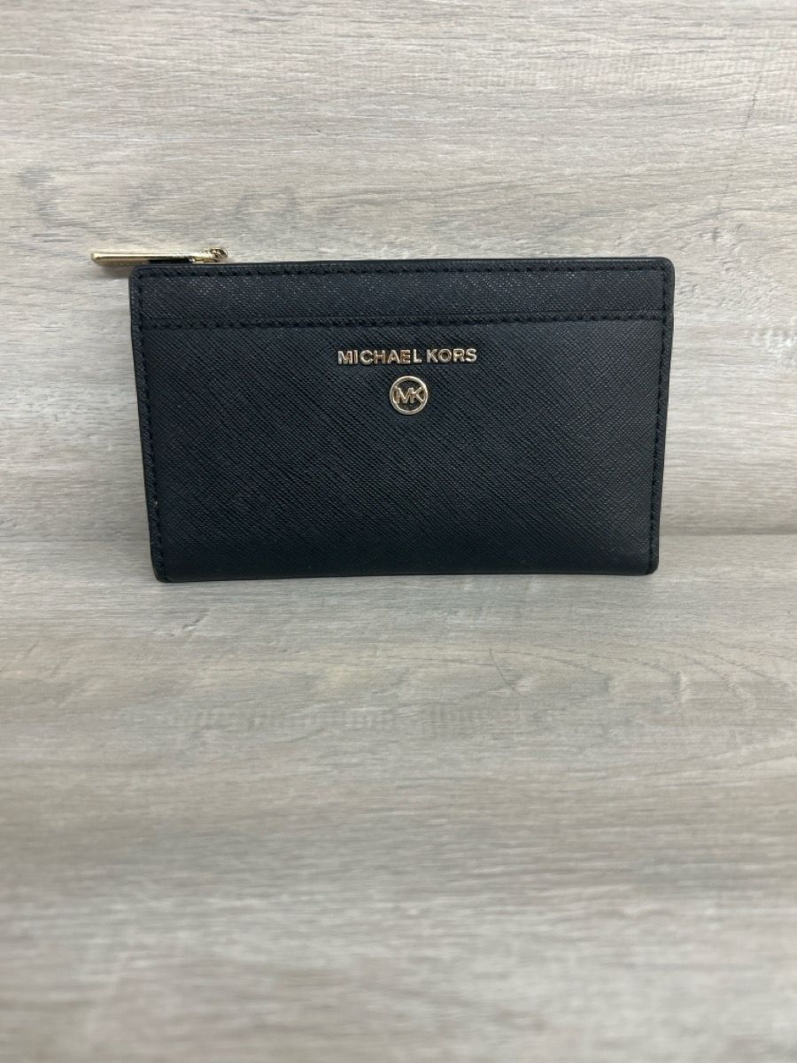 Michael Kors Small Black Leather Wristlet Wallet (PO1020044)