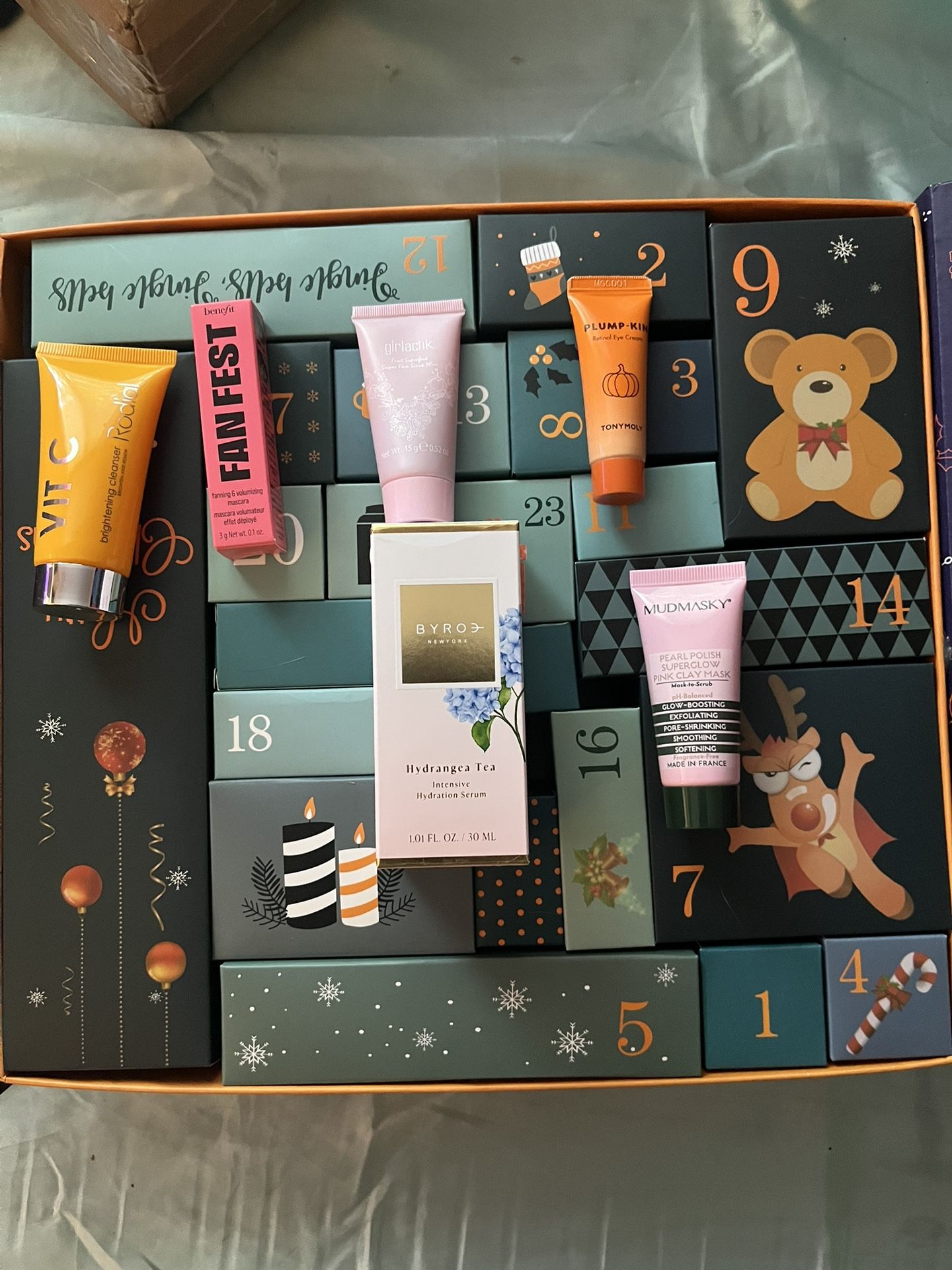 Custom Beauty Advent Calendar – 60+ Items Skincare & Makeup – $250+ Value