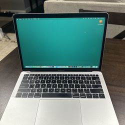 APPLE MACBOOK AIR 13” i5/ 16GB/ 256GB SSD! LOADED!