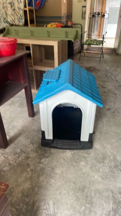 Dog/cat house