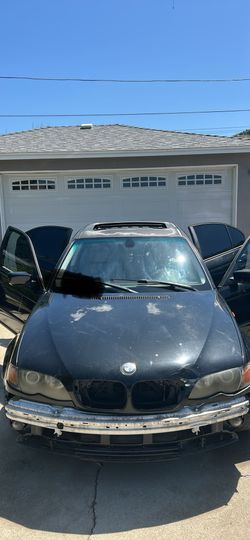 2004 BMW 325i