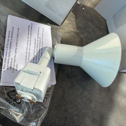 White Trac Line Lights