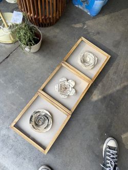 Wall Decor. Paper Flower Frames