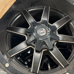 Fuel Truck Wheels Great Tread For Winter (LT305/55R20)